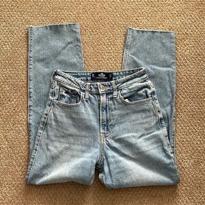 Hollister vintage straight jeans 24R